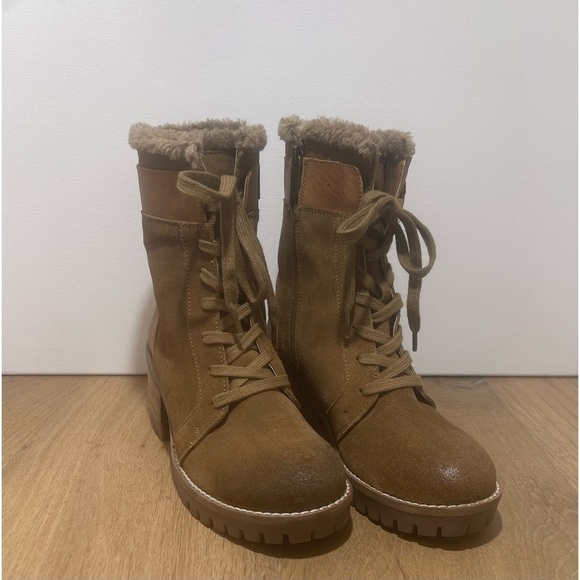 VINTAGE FOUNDRY CO SCARLETT WOMENS SIZE 6 COLOR COGNAC COMBAT STYLE BOOTS NEW - Picture 1 of 7